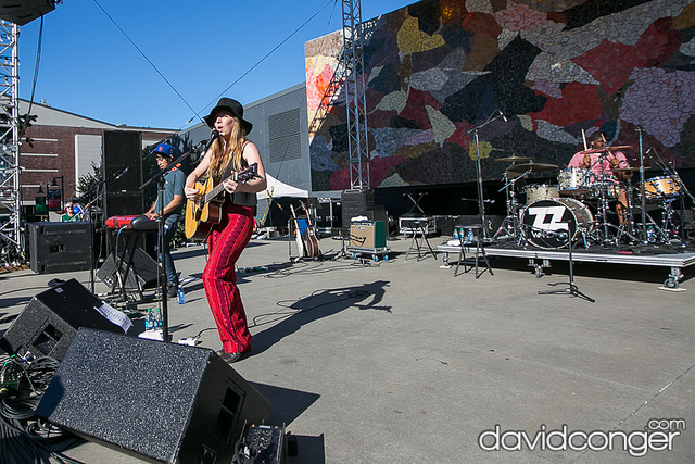 ZZ Ward