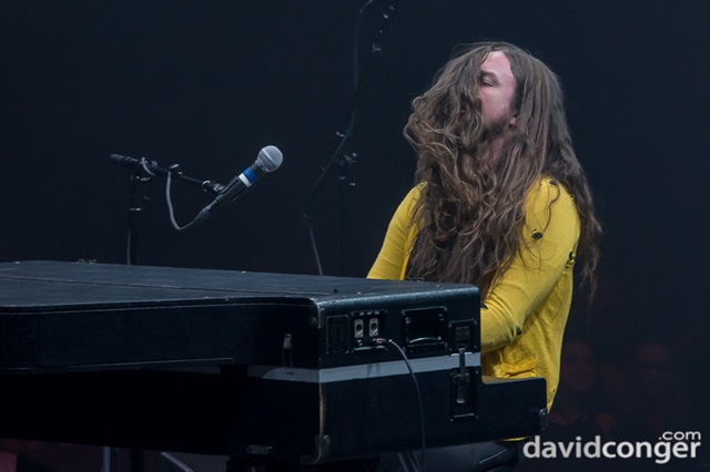 Jroddy Walston and The Business